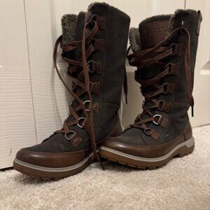ECCO Hydromax winter snow boots